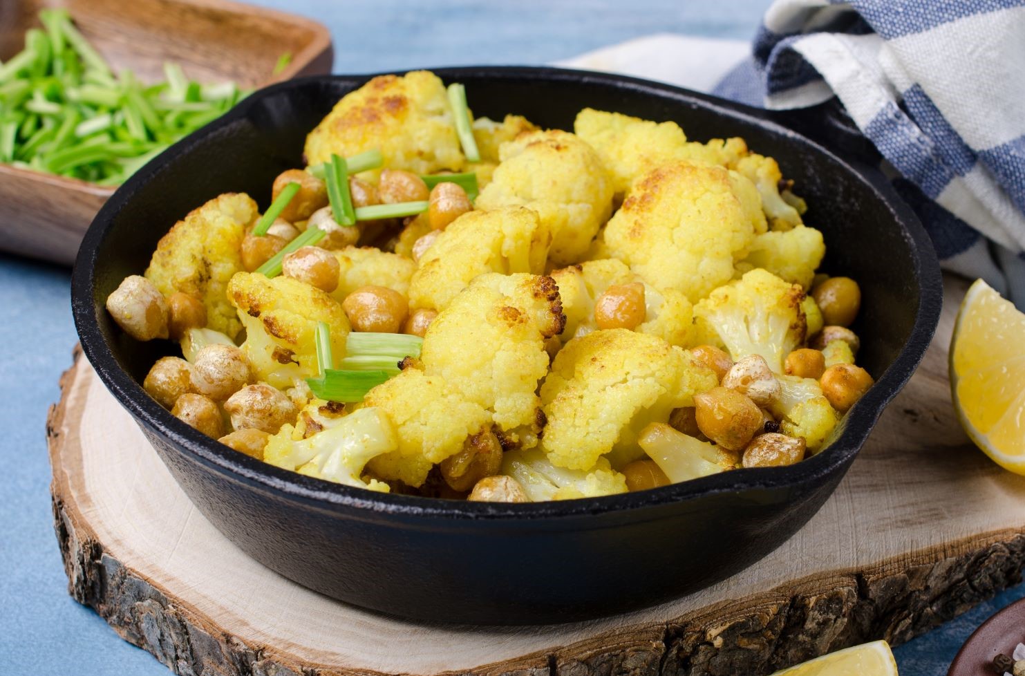 roasted cauliflower with chickpeas